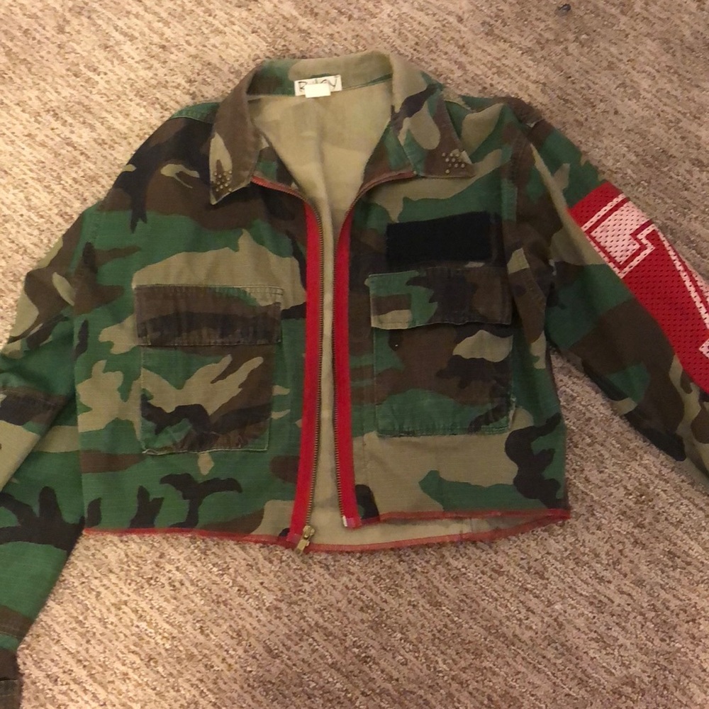 Riley Cropped Camo jacket